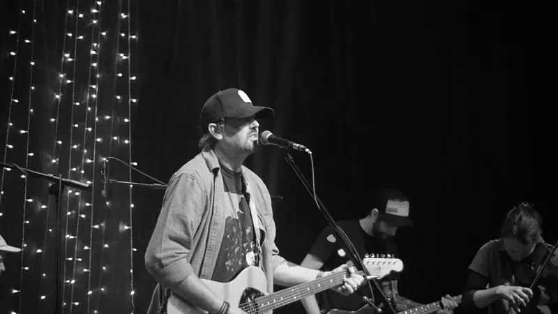 Joe Day and the Coyotes — photograph 14 of 24