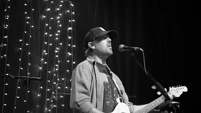 Joe Day and the Coyotes — photograph 16 of 24