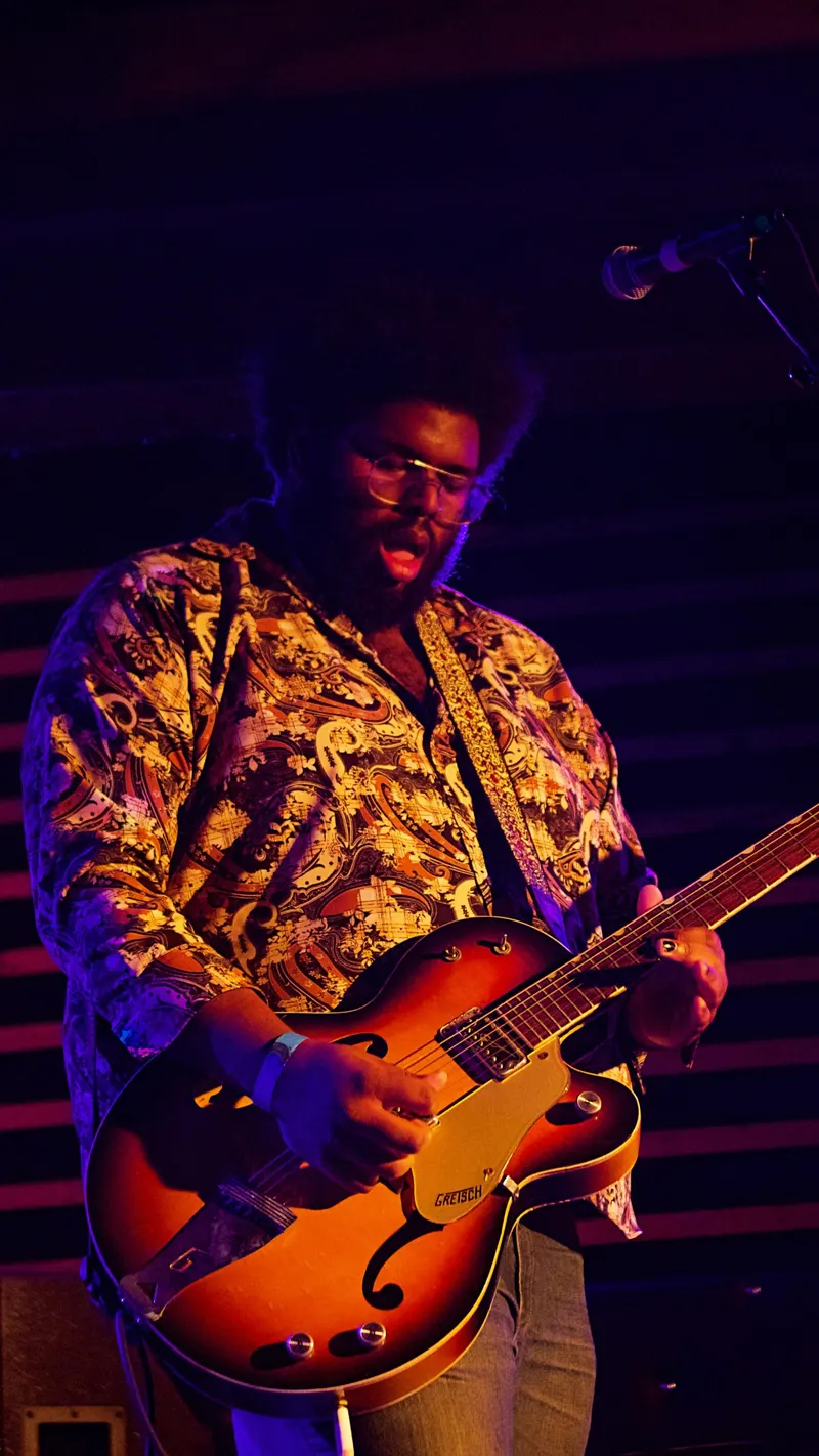 Shaun Crawford — photograph 4 of 14