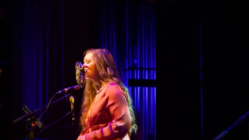 Miss Sydney & the Downtown Saints — photograph 4 of 30